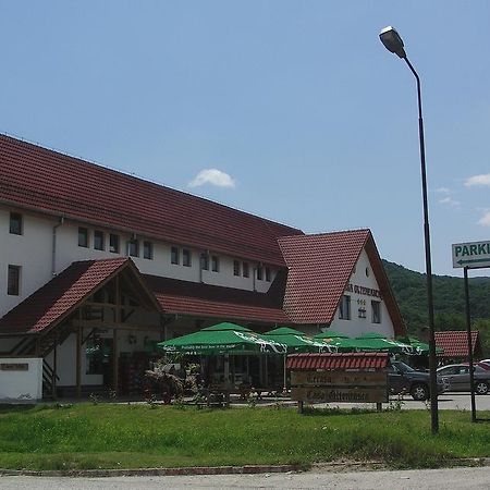 Motel Casa Olteneasca Рымнику-Вылча Экстерьер фото